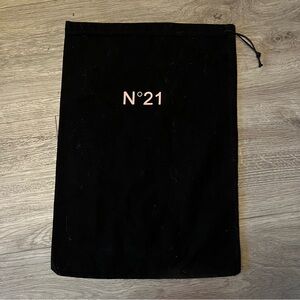 N 21 Black Dust Bag 11.5x10.25 inches